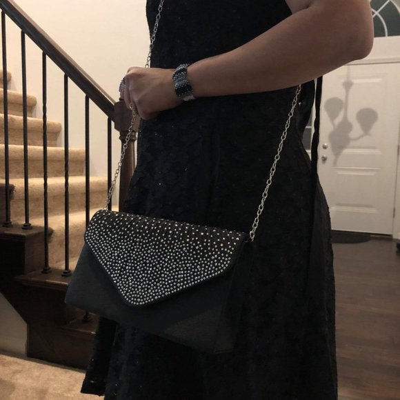 Nodykka Envelope Evening Crossbody Bags Classic Wedding Shoulder Bag for Womens - Picture 8 of 9